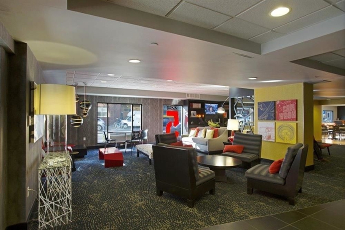 Imagen de los interiores del Hotel Staypineapple, Five, Downtown Seattle. Foto 15