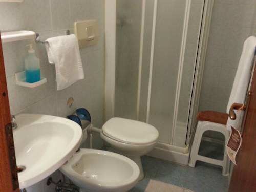 Imagen de la habitación del Hotel Stazione, Novara. Foto 15
