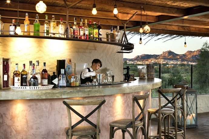 Imagen del bar/restaurante del Hotel Stazzo Lu Ciaccaru. Foto 8