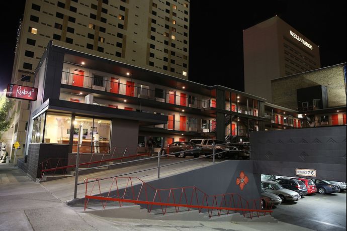 Imagen de los interiores del Hotel Steam Plant. Foto 20