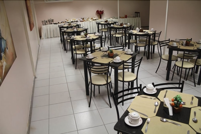 Imagen del bar/restaurante del Hotel Steel Valley Economic. Foto 3