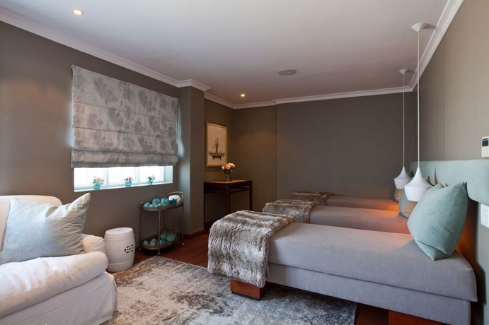 Imagen de la piscina del Hotel Steenberg and Spa. Foto 16