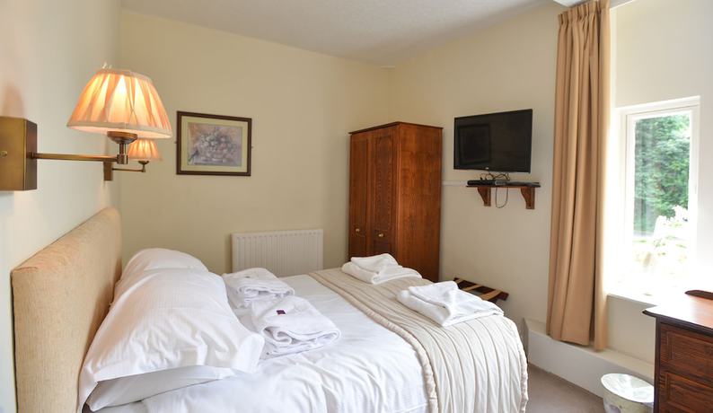 Imagen de la habitación del Hotel Steeton Hall. Foto 16