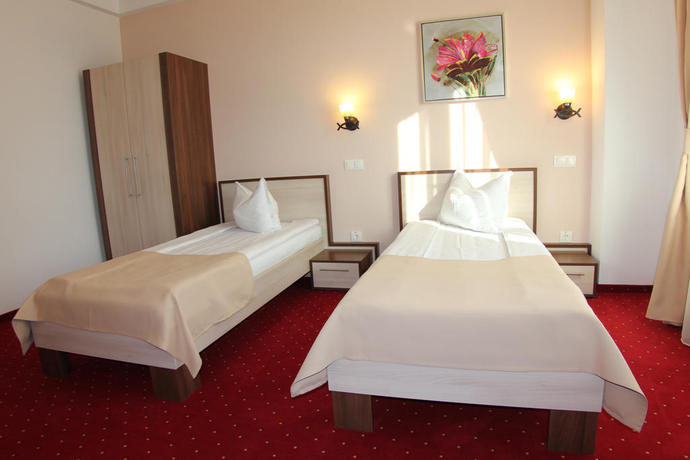 Imagen de la habitación del Hotel Stefani. Foto 14