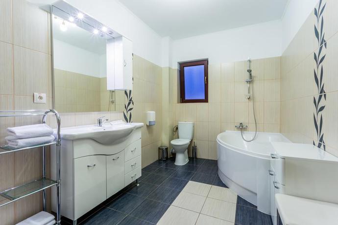 Imagen de la habitación del Hotel Stefani, Sibiu. Foto 6