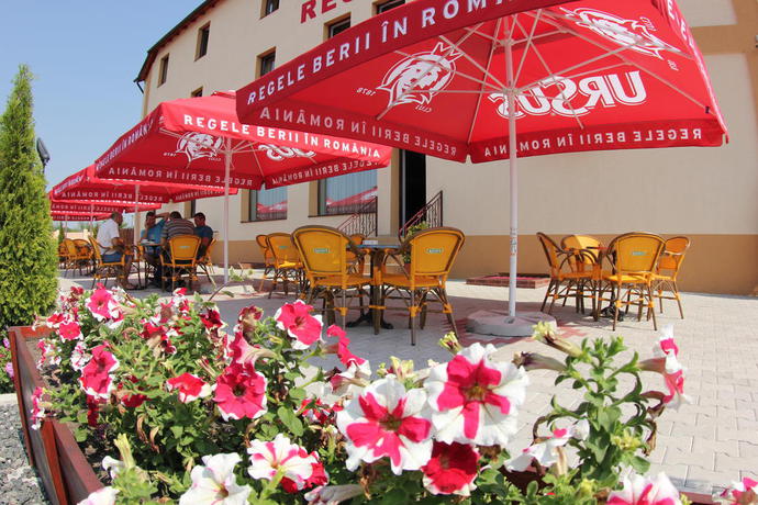 Imagen del bar/restaurante del Hotel Stefani, Sibiu. Foto 2