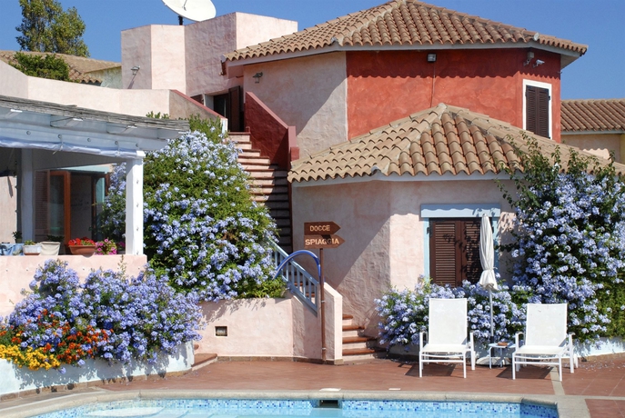 Imagen de los exteriores del Hotel Stefania Boutique By The Beach. Foto 8