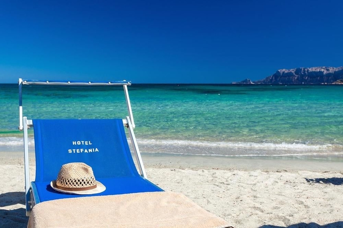 Imagen de los exteriores del Hotel Stefania Boutique By The Beach. Foto 12