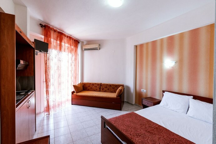 Imagen general del Hotel Stefanidis Apartments. Foto 8