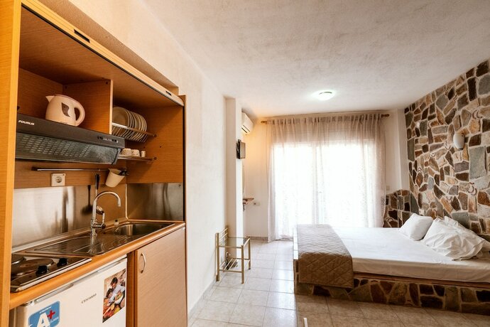 Imagen general del Hotel Stefanidis Apartments. Foto 15
