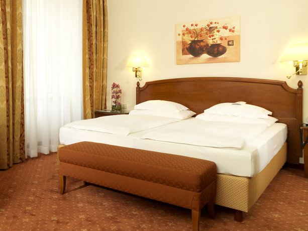 Imagen de la habitación del Hotel Stefanie, Viena. Foto 2