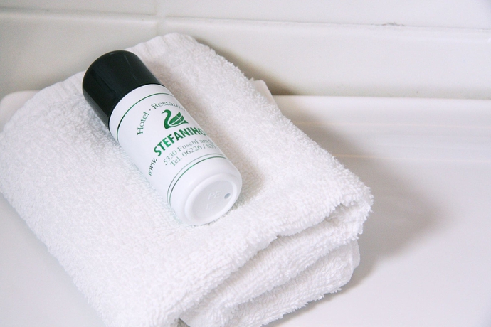 Imagen de la habitación del Hotel Stefanihof. Foto 17