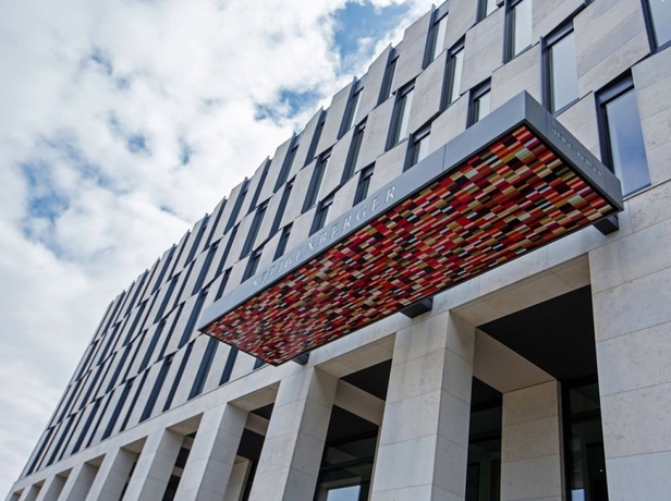 Imagen general del Hotel Steigenberger Airport Hotel Berlin. Foto 2