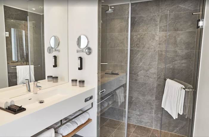 Imagen de la habitación del Hotel Steigenberger Alsik and Spa. Foto 9