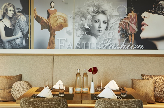 Imagen del bar/restaurante del Hotel Steigenberger Am Kanzleramt. Foto 3