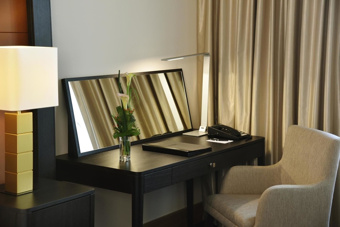 Imagen de la habitación del Hotel Steigenberger Bad Homburg. Foto 11