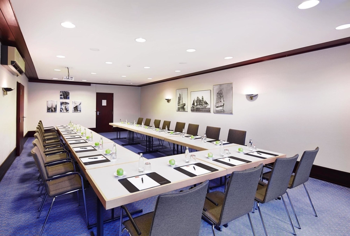 Imagen de los interiores del Hotel Steigenberger Conti Hansa. Foto 9