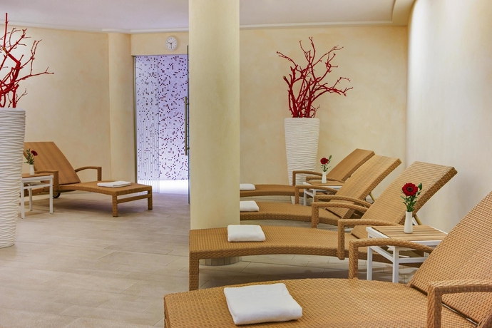 Imagen de los interiores del Hotel Steigenberger De Saxe. Foto 9