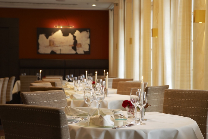 Imagen del bar/restaurante del Hotel Steigenberger De Saxe. Foto 4