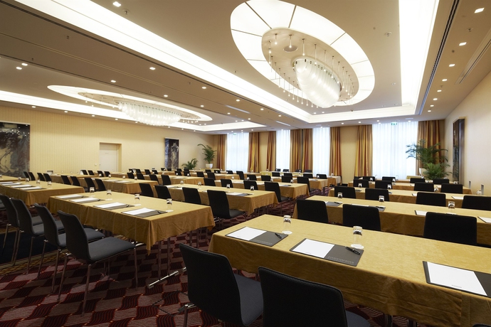 Imagen de los interiores del Hotel Steigenberger De Saxe. Foto 14