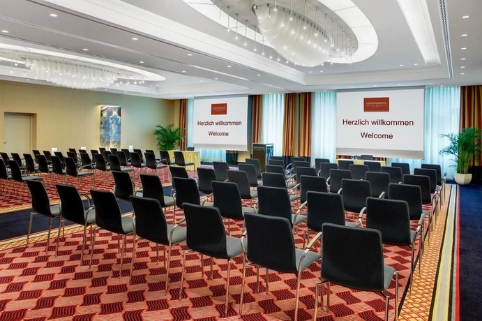 Imagen de los interiores del Hotel Steigenberger De Saxe. Foto 16