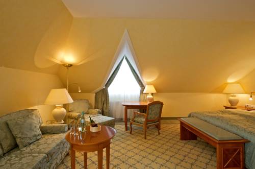 Imagen de la habitación del Hotel Steigenberger Der Sonnenhof. Foto 14