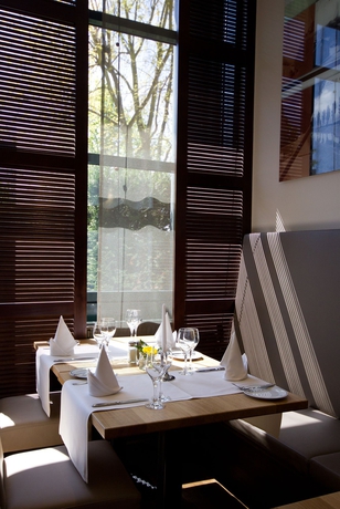 Imagen del bar/restaurante del Hotel Steigenberger Dortmund. Foto 5