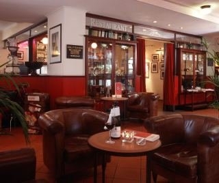 Imagen de los interiores del Hotel Steigenberger Frankfurt City. Foto 4