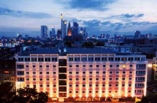 Imagen general del Hotel Steigenberger Frankfurt City. Foto 1