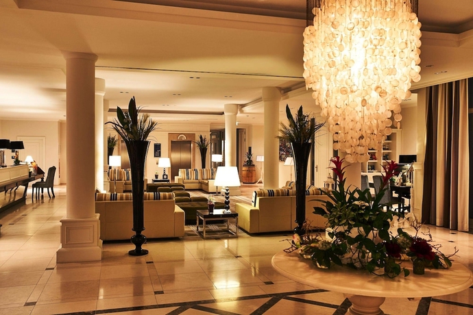 Imagen de los interiores del Hotel Steigenberger Grandhotel and Spa. Foto 15