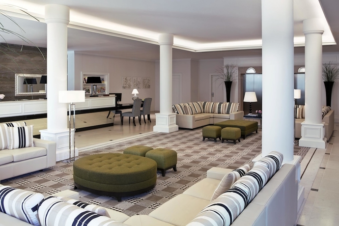 Imagen del bar/restaurante del Hotel Steigenberger Grandhotel and Spa. Foto 2