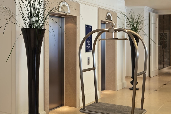 Imagen del bar/restaurante del Hotel Steigenberger Grandhotel and Spa. Foto 3