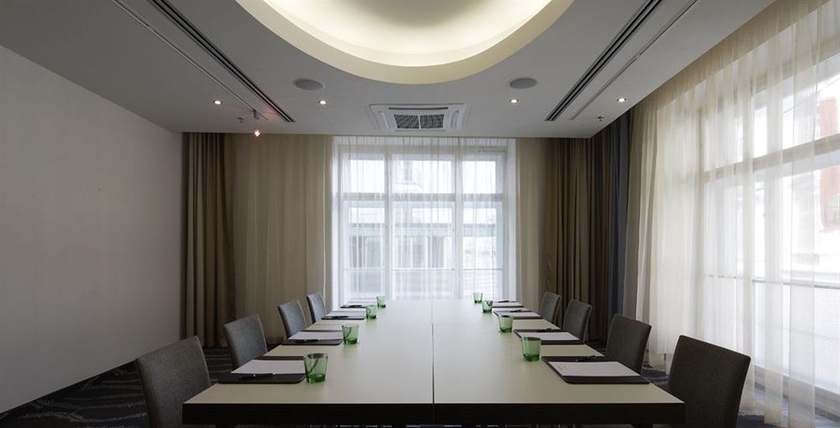 Imagen de los interiores del Hotel Steigenberger Herrenhof. Foto 11