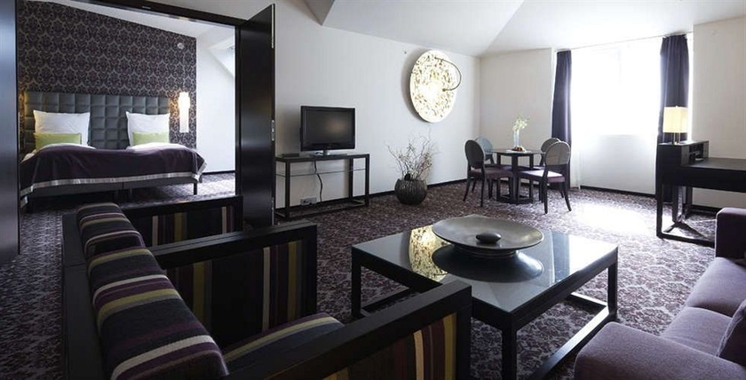 Imagen de los interiores del Hotel Steigenberger Herrenhof. Foto 12