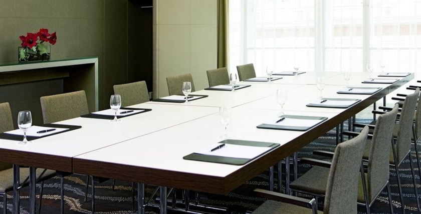 Imagen de los interiores del Hotel Steigenberger Herrenhof. Foto 14