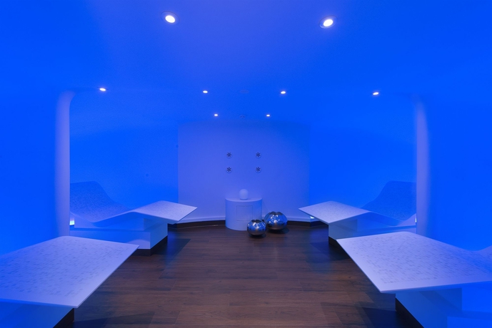 Imagen de la piscina del Hotel Steigenberger Icon Frankfurter Hof. Foto 15