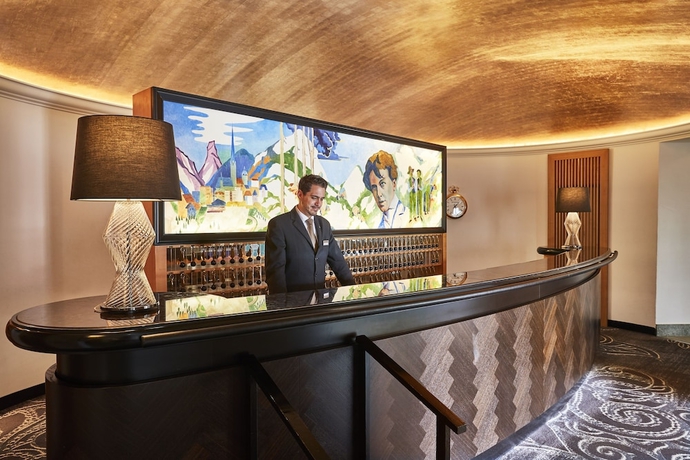 Imagen de los interiores del Hotel Steigenberger Icon Grandhotel Belvédère. Foto 18