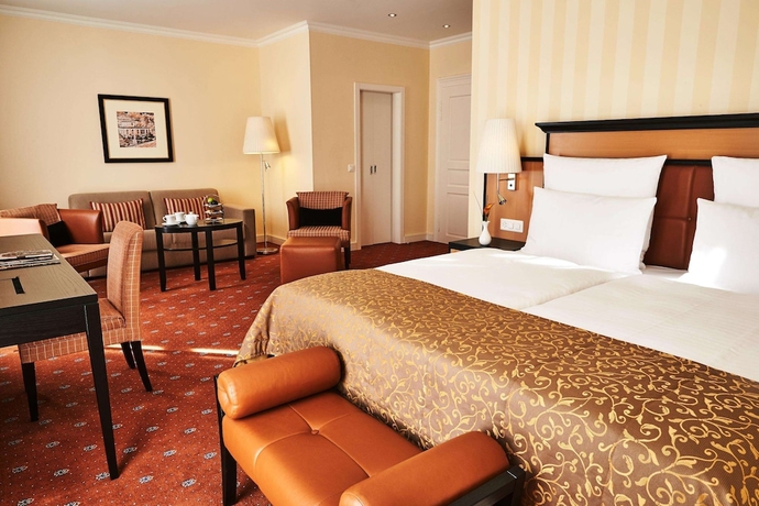 Imagen de la habitación del Hotel Steigenberger Icon Grandhotel Belvédère. Foto 14