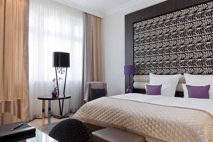 Imagen de la habitación del Hotel Steigenberger Icon Grandhotel Handelshof. Foto 4