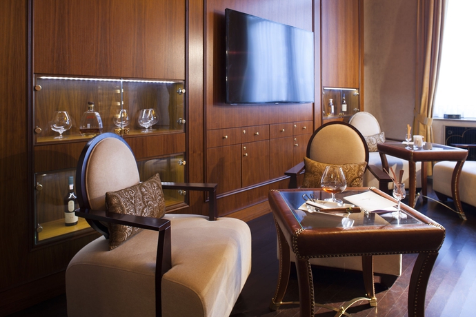 Imagen de los interiores del Hotel Steigenberger Icon Parkhotel. Foto 14