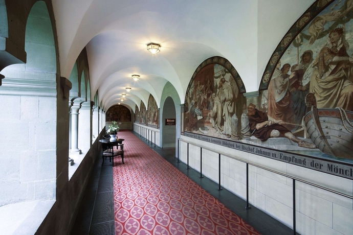 Imagen de los interiores del Hotel Steigenberger Inselhotel. Foto 16