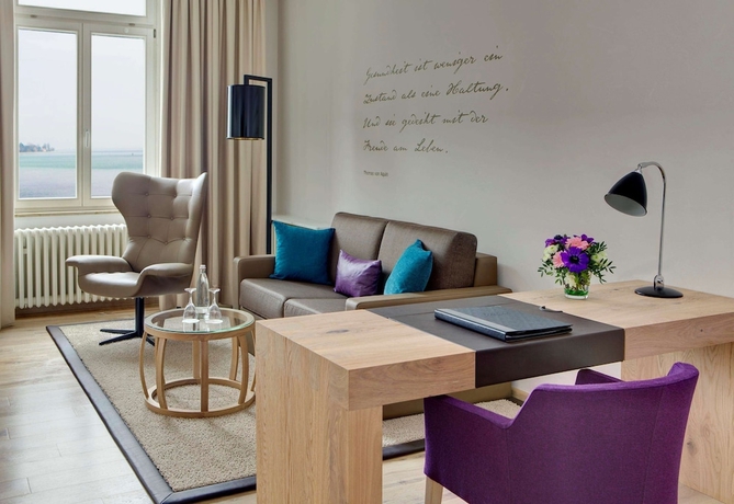 Imagen de la habitación del Hotel Steigenberger Inselhotel. Foto 10