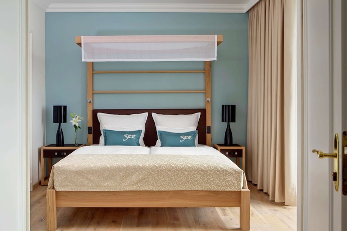 Imagen de la habitación del Hotel Steigenberger Inselhotel. Foto 11