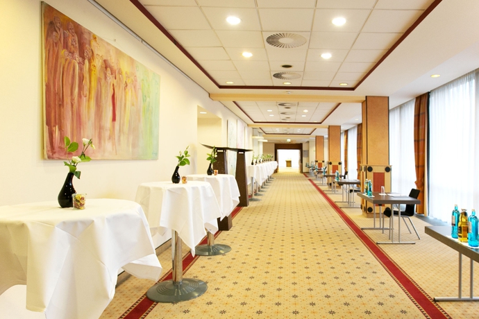 Imagen de los interiores del Hotel Steigenberger Köln. Foto 13