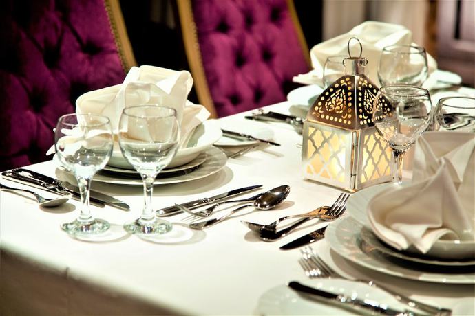 Imagen del bar/restaurante del Hotel Steigenberger Legacy Nile Cruise - Every Monday 07 And 04 Nights From Luxor - Every Friday 03 Nights. Foto 3