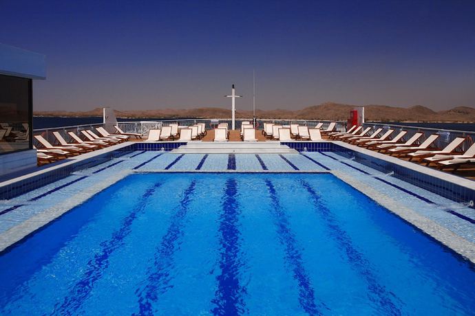Imagen de la piscina del Hotel Steigenberger Omar El Khayam Nile Cruise - Every Monday From Aswan For 07 And 04 Nights - Every Frid. Foto 20