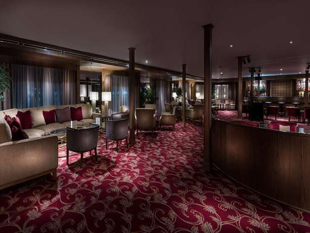Imagen del bar/restaurante del Hotel Steigenberger Regency Nile Cruise - Every Saturday From Luxor For 07 And 04 Nights - Every Wednesday. Foto 5