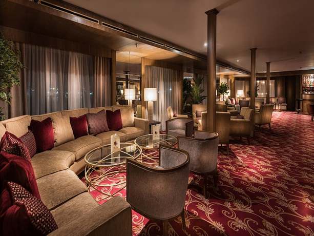 Imagen del bar/restaurante del Hotel Steigenberger Regency Nile Cruise - Every Saturday From Luxor For 07 And 04 Nights - Every Wednesday. Foto 6