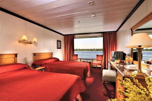 Imagen general del Hotel Steigenberger Royale Nile Cruise - Thursday Departure from Aswan or Cairo for 14 Nights. Foto 7