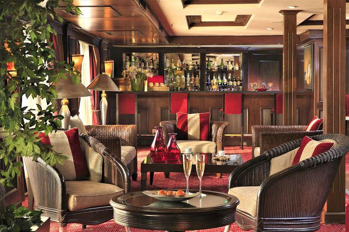 Imagen del bar/restaurante del Hotel Steigenberger Senator Nile Cruise - Every Monday from Luxor for 04 Nights and Every Friday from Awan. Foto 7